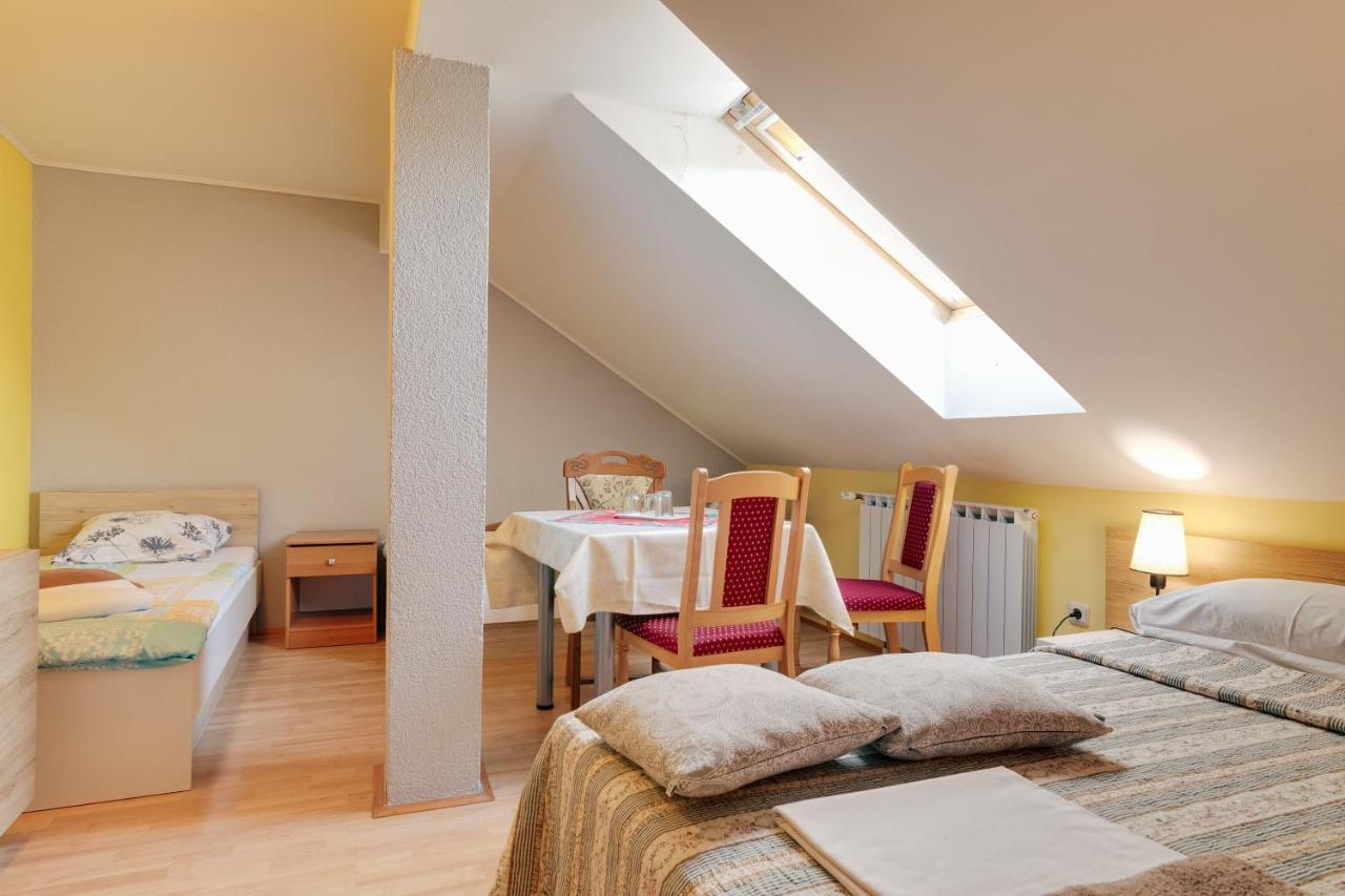 Apartments Lucija Slunj Εξωτερικό φωτογραφία