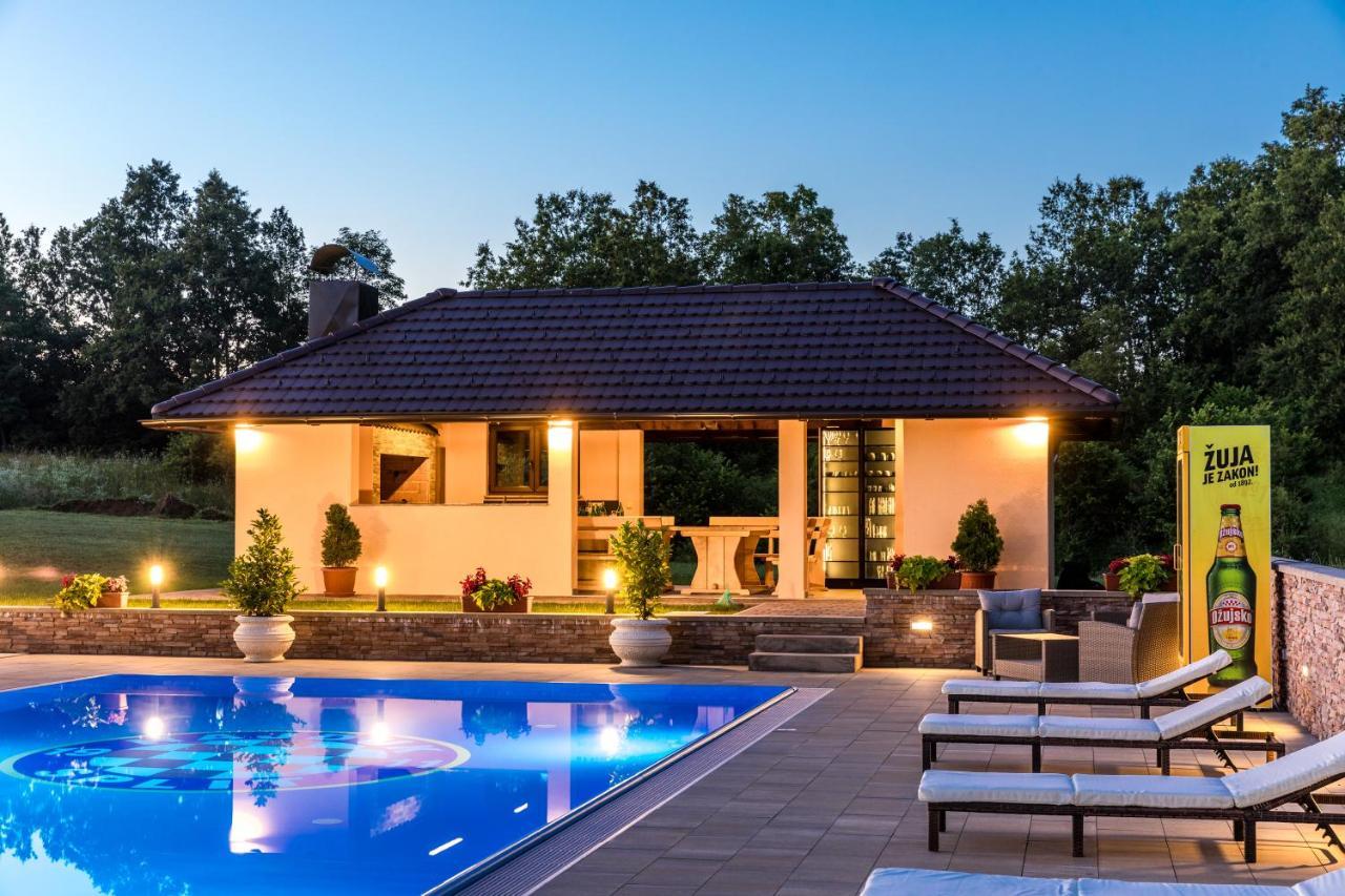 Apartments Lucija Slunj Εξωτερικό φωτογραφία