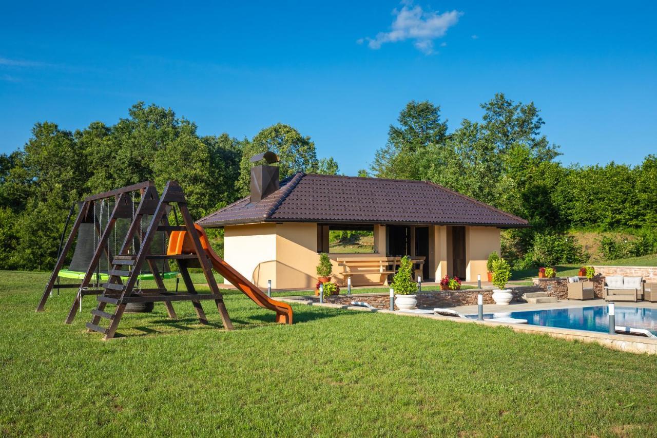 Apartments Lucija Slunj Εξωτερικό φωτογραφία