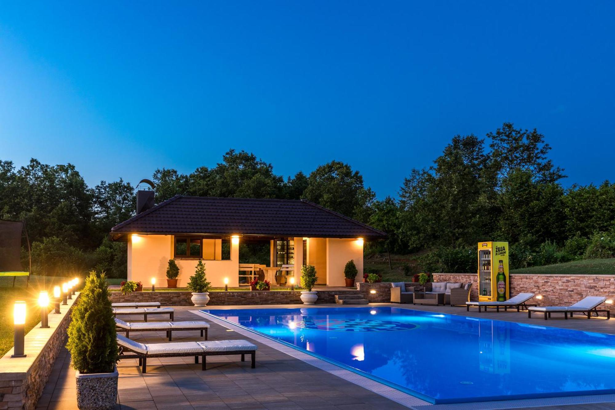 Apartments Lucija Slunj Εξωτερικό φωτογραφία